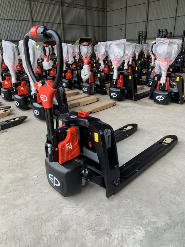 xe nâng tay điện f4