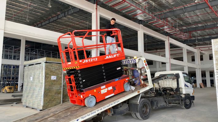 xe nang nguoi cat keo Jialift JS1212